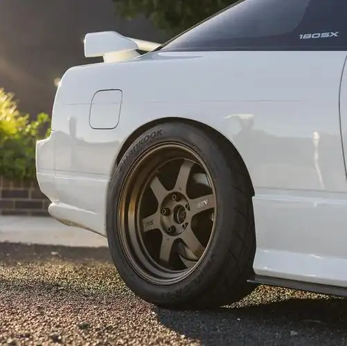 日产飞鸡180sx改装,真帅,痞帅痞帅那种.