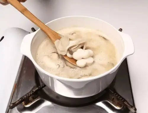 桃源熊某一家食用野生蘑菇中毒教你怎么辨别毒蘑菇怎么自救