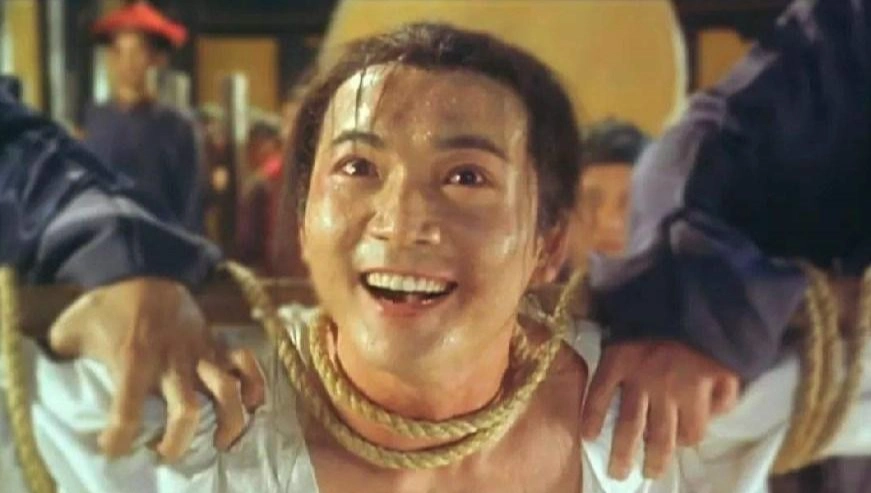 后悔饰演常威的邹兆龙揭开明星遮羞布电影圈没有一个真功夫