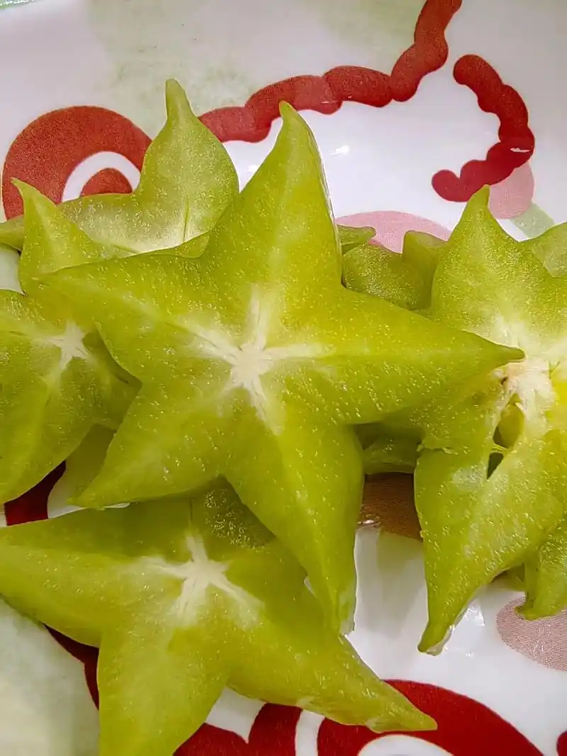 小时候学《画杨桃》这一课,感觉五角星的水果应该很好吃 - 抖音