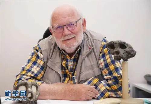 专访寻找生命的希望访发现最早古人类的团队负责人布吕内