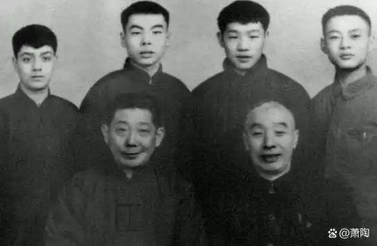 因辈分大,他让李金斗拜自己的徒弟赵振铎为师.