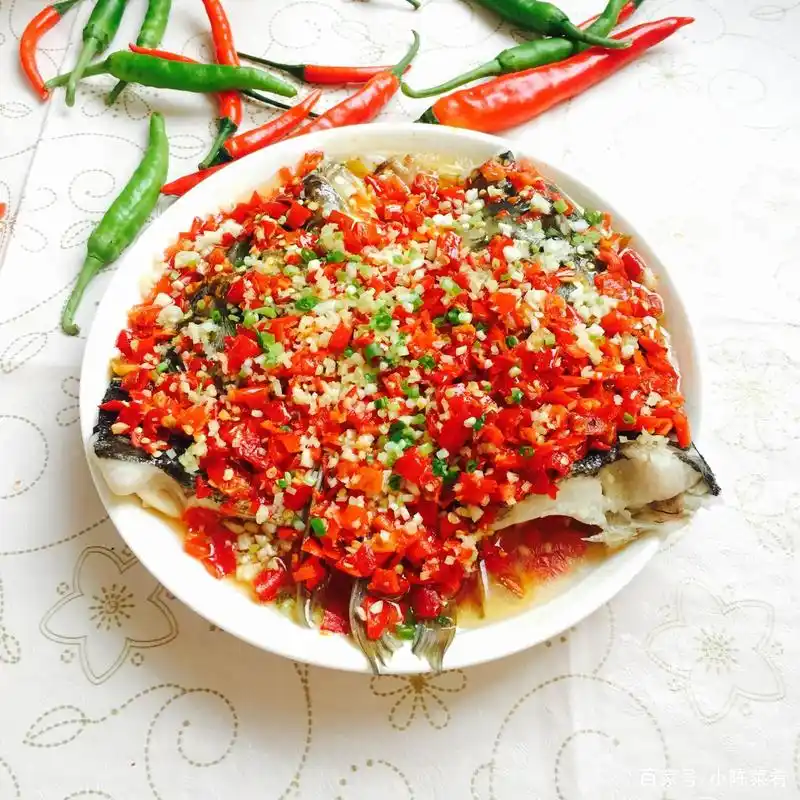 《剁椒鱼头》的做法