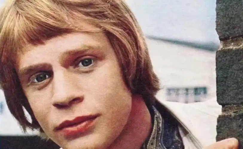 佩服这个比周星驰还讨厌一万倍的男人