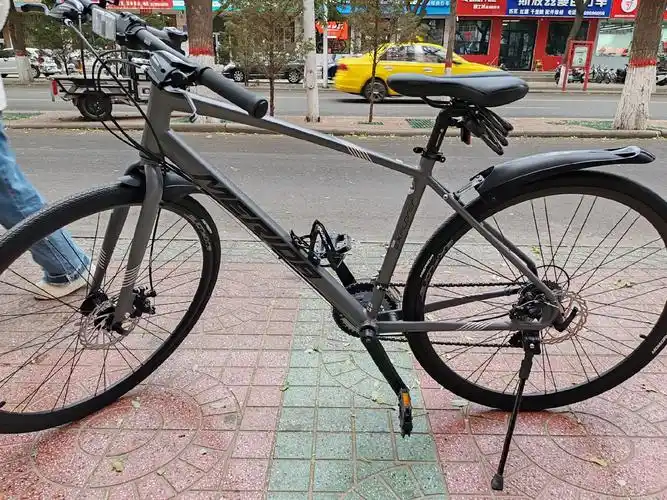 美利达平把公路.美利达两款平把公路,售价不到两千元,一款直腿 - 抖音