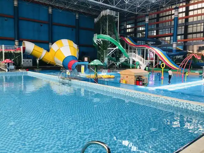 辽西明珠-九华山凌水小镇全景 锦州白沙湾纯玩2日 写美篇温泉浴滑宫