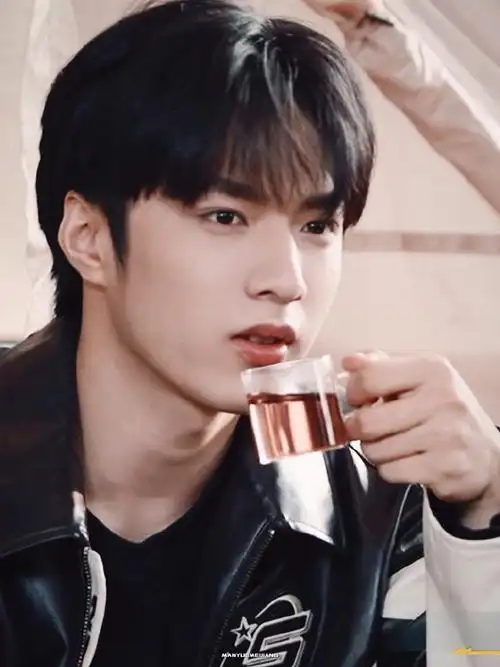 刘耀文电影第二十条##刘耀文这是我的岛