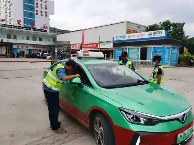 【工作动态】保山市道路运输管理局:"中秋我在岗,安全伴您行"