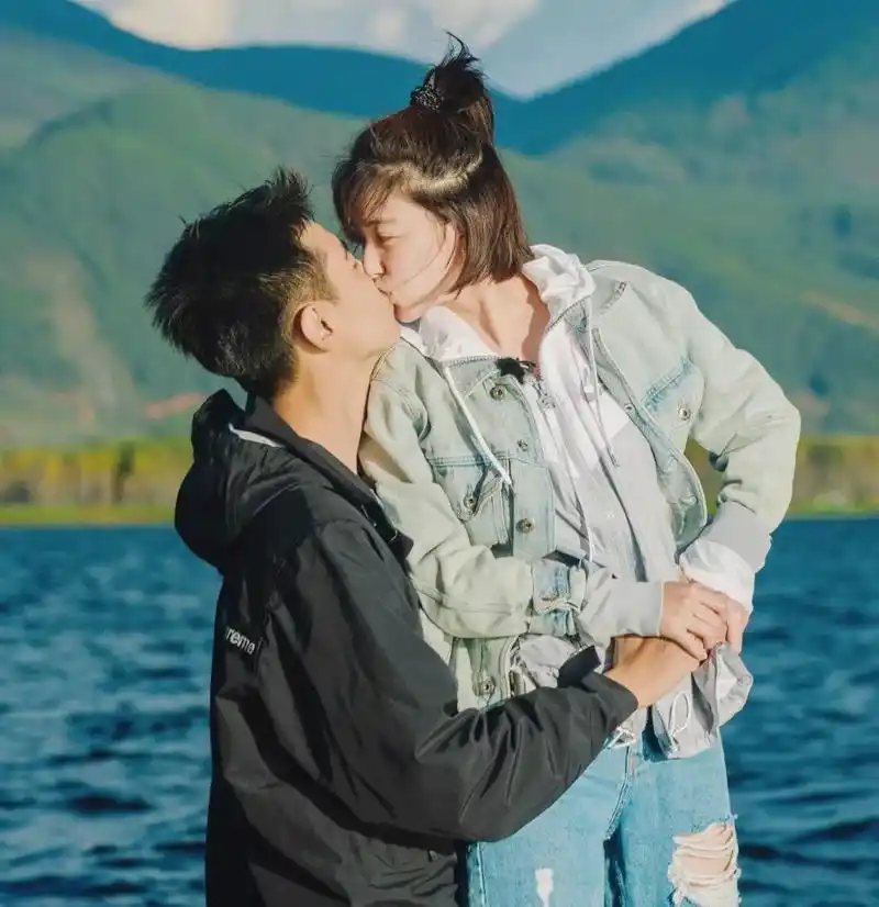 阚清子纪凌尘分手你喜欢大海而我爱过你