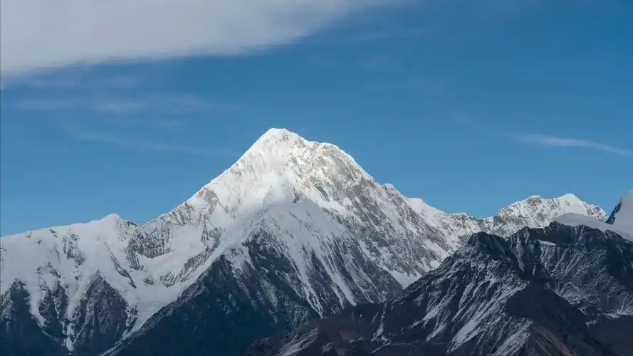 贡嘎雪山4k