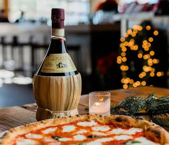 稻草瓶基安蒂|托斯卡那特有瓶型