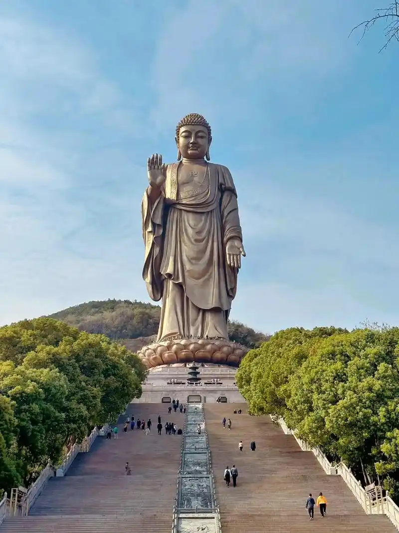 我点高香敬神明,抵我心中意难平,无锡灵山大佛,愿家人身体健康 - 抖音