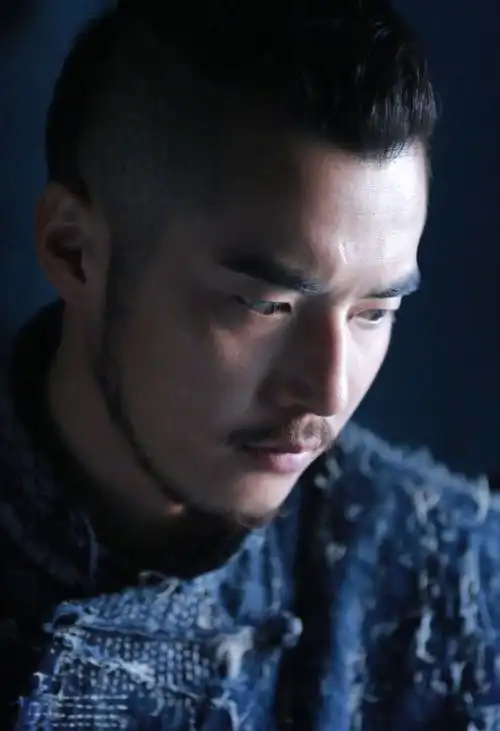 《河神2》:金世佳演技炸裂,于正:这个憨憨,再不红你就老了!