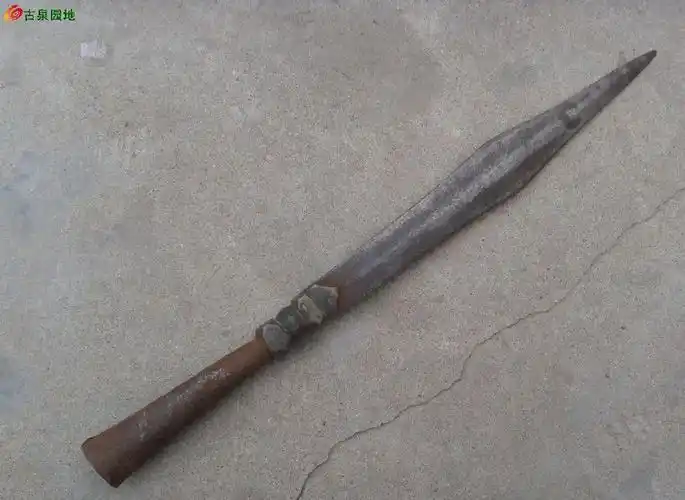 03308自己收藏的几件古代实战冷兵器枪