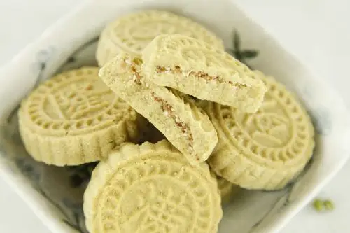 广西桂平特产绿豆饼