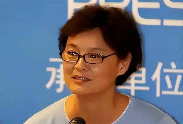 辞官赴美的中国女排周晓兰远走美国38年如今过得怎么样了