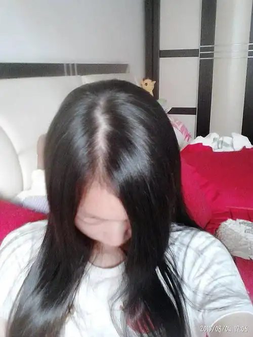 发缝大 正常么?