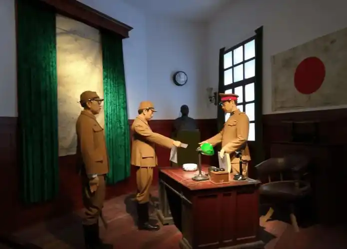 因此,日军的少将级军官也很少得到派往一线的机会,他们需要在指挥部