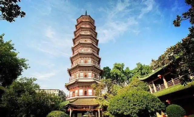 广州现存最高的宋代古塔,相当于17层楼高,是广州十大景点之一