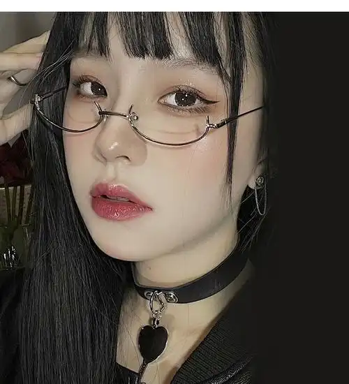 喜圣多新品朋克眼镜网红下半框眼镜框女日系二次元御姐软妹装饰无边框