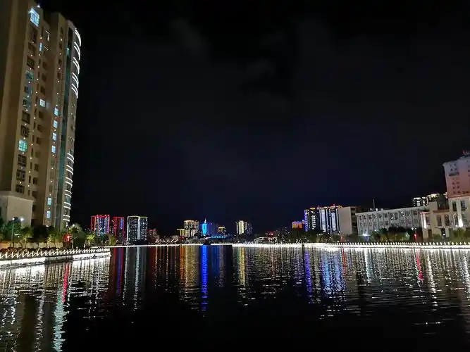 【金湖】个旧金湖夜景