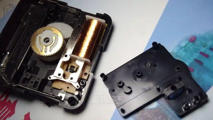 suzuki铃木进口超强静音扫秒机芯拆机石英钟机芯拆机系列之五