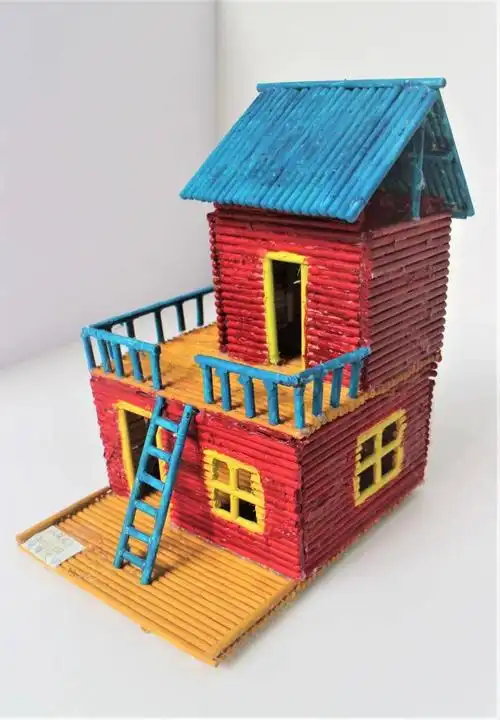 童心向党共筑家园长安中心小学亲子工艺制作作品展