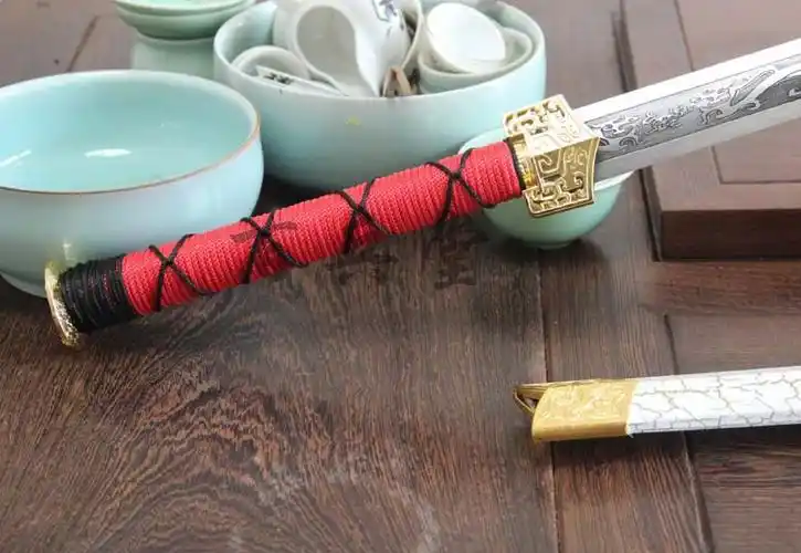 刻花吴京夺帅长汉剑 龙泉百兵堂硬剑礼品刀剑未开刃兵器