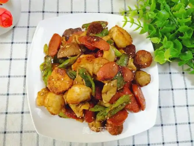 孜然香肠鱼丸杏鲍菇