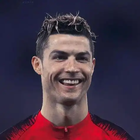 c罗爱心头像(c罗悲伤的头像) - 唯美微信头像 - 艾伊特头像站 - www.