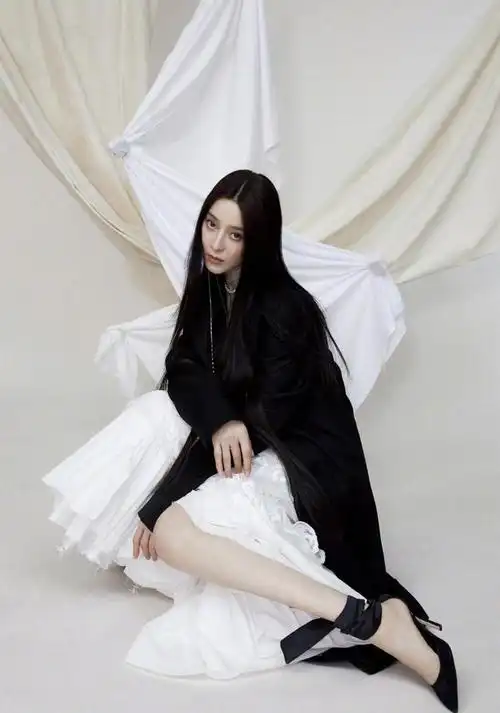 41岁范冰冰强势复出,背后疑似有大佬撑腰,可惜她已不似从前!