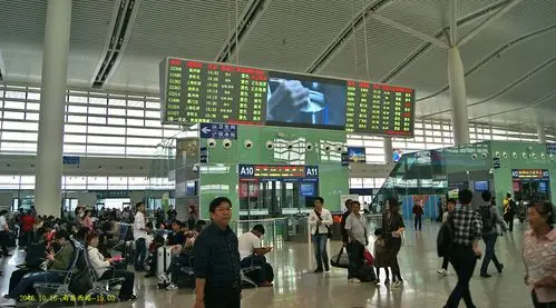 1693 - 南昌西站·候车 2016.10.16