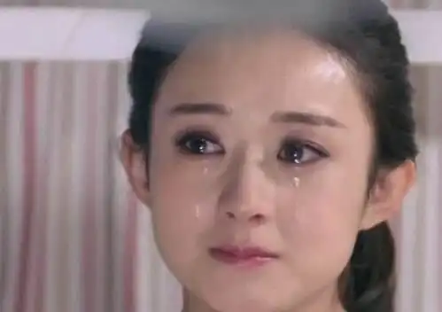 郑爽的哭戏看起来很美,惹人怜爱,真希望早日找到一个宠溺她,包容她的