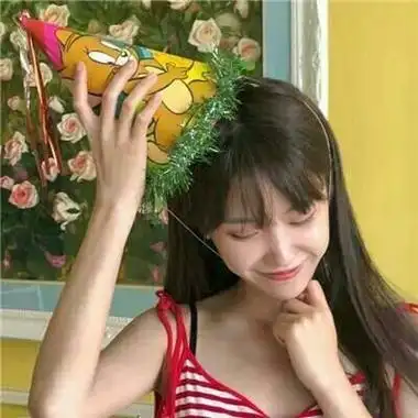 抖音最火女生头像可爱萌妹子雨雾漫了山腰你迷了我