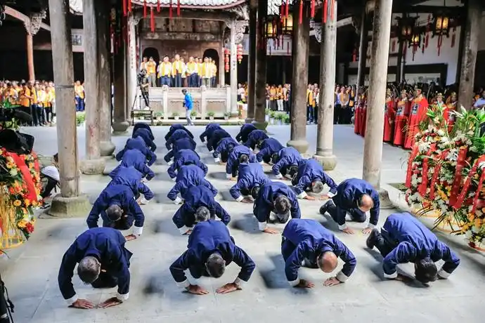 致敬圣哲先贤 弘扬传统文化