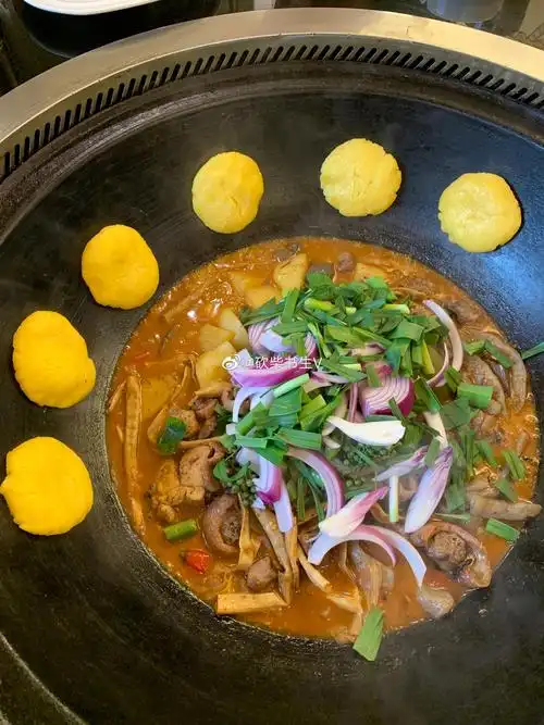 成都双流丘处鸡柴火鸡,虽然是川味柴火鸡,但味道并