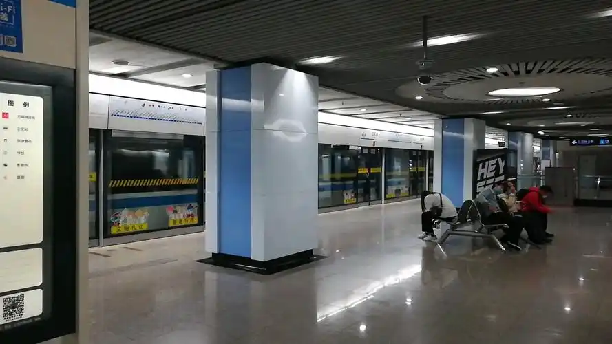 上海地铁8号线08c02泥鳅沈杜公路方向进四平路站