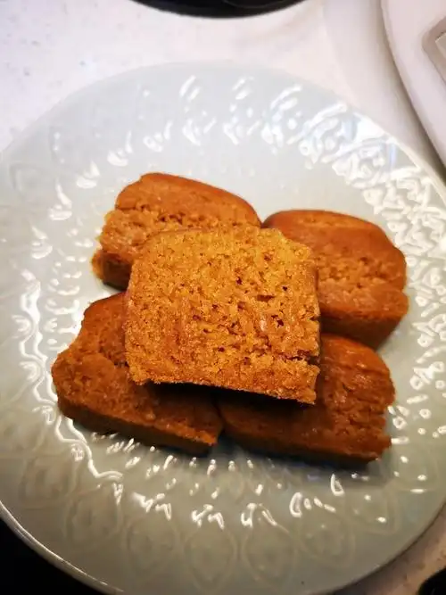 【红糖米糕的做法步骤图,红糖米糕怎么做好吃】小美和小咪_下厨房