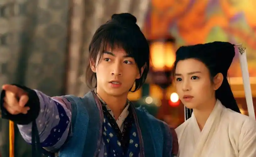 惊呆陈晓大光头太抢镜图