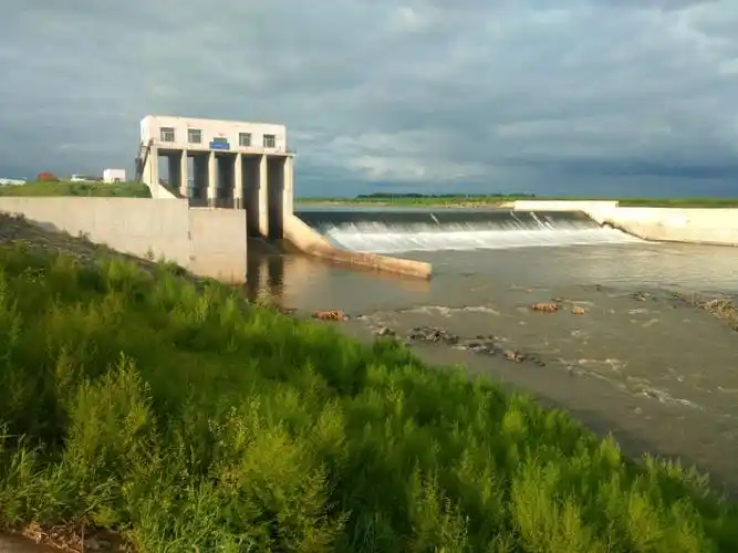 诗词家乡情怀 2.红海滩~盘锦湿地 3.二龙湖水库 4.双山灌区渠首