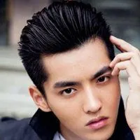 男生大背头头像帅气冷酷【点击鼠标右键下载】