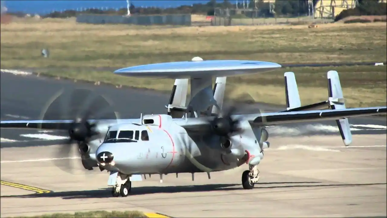 法国将采购3架e2d舰载预警机2028年到货