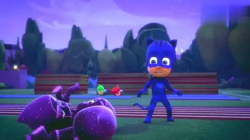 睡衣小英雄猫小子被忍者抓走啦,跟抬猪似的,样子太搞笑了