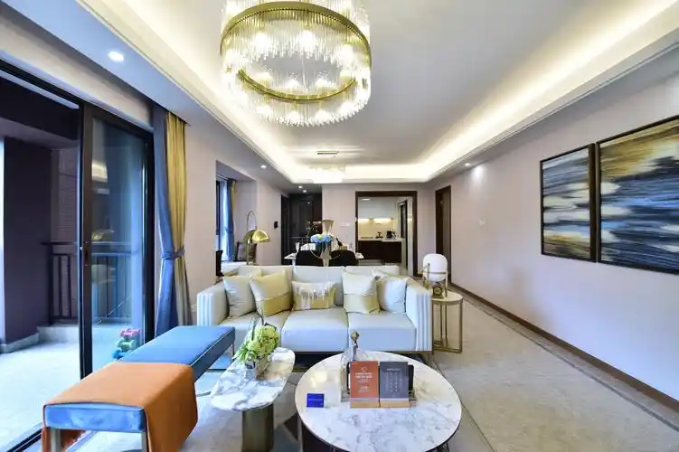 4米大横厅 凭什么谈大四房 横厅 是一个百变的功能空间 项目样板间