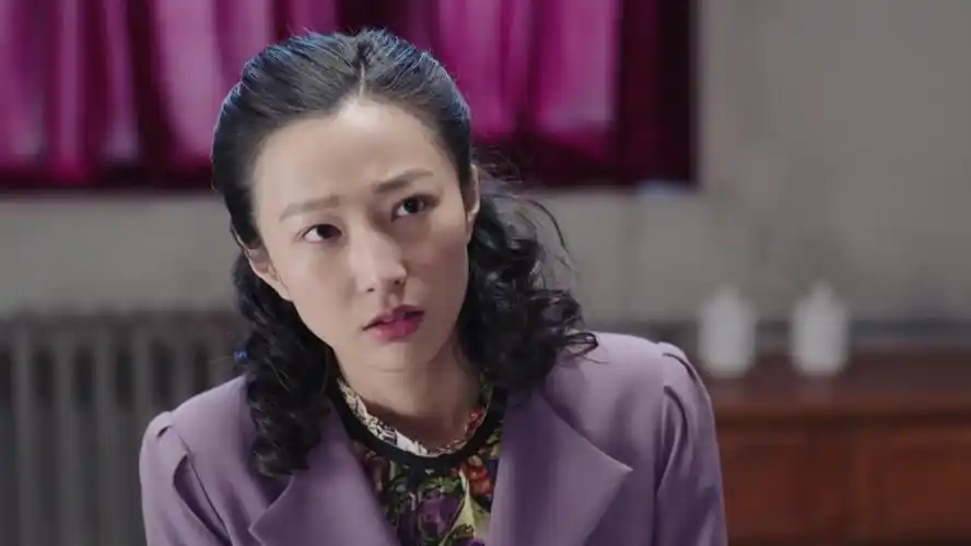 《国家孩子》朝鲁真是太邋遢了 连阿藤花都看不下去了