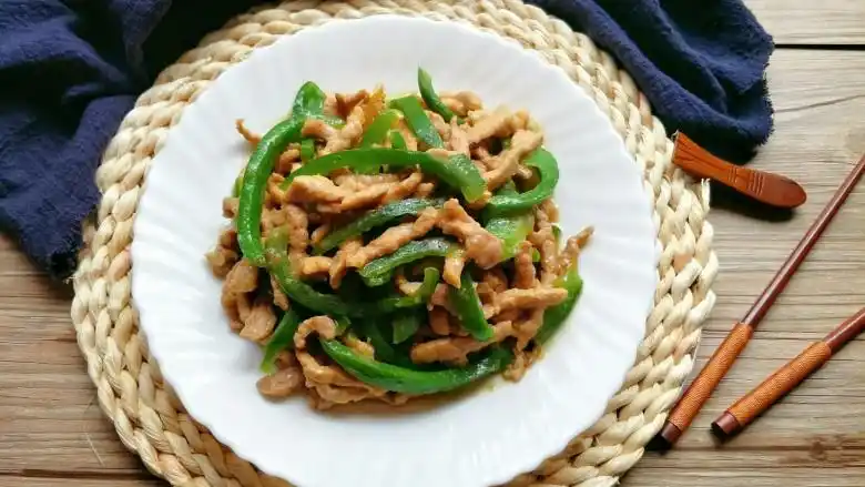 青椒炒肉丝