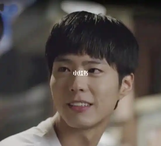 情头_情侣头像_追剧_韩剧_头像_宅家追剧_素材_头像