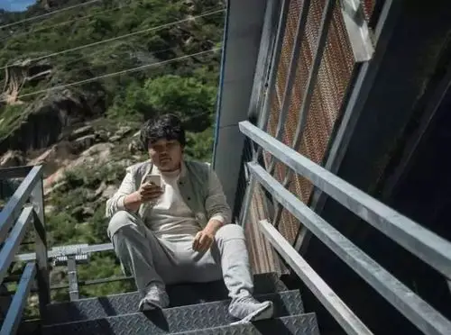 实拍: "矿场"挖比特币全过程, 这是你的"比特梦"吗?