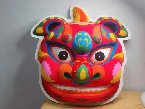 手绘狮子头面具