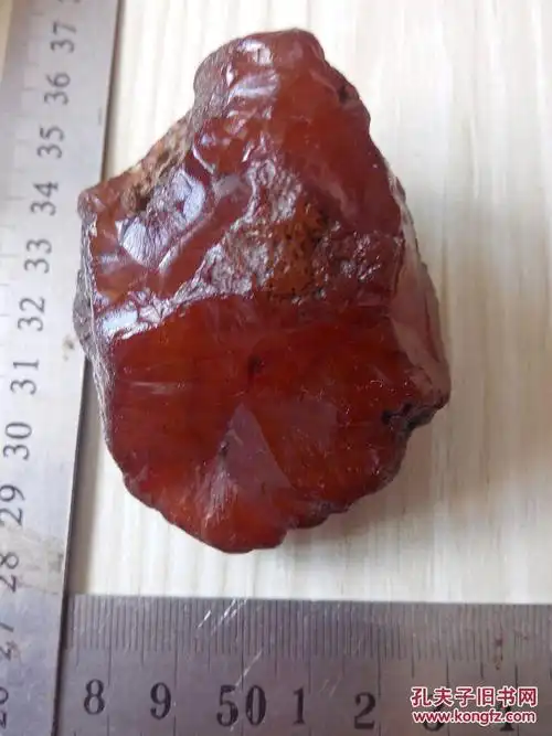 红玛瑙原石 雕料【天然奇石摆件】重量145货号302水气足色泽艳
